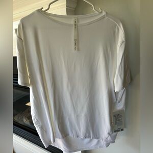 Lululemon Athletica Nulu White Short Sleeve-NWT